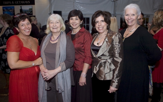 Ann Sheffer, Joanne Woodward, Elisabeth Morten, Cindy Vaccaro, and Anne Keefe Photo